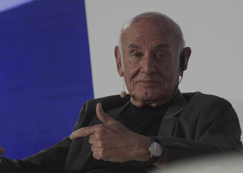 Të pathënat e vaksinës antiCovid, një rrëfim nga ish kreu i 007-ës izraelite