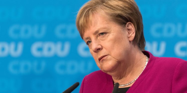 Merkel: Ndodhemi përpara 8 javëve shumë të vështira