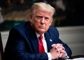 Lëshohet urdhër arresti për Donald Trump