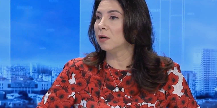 Rudina Xhunga ka një propozim: Rama dhe Basha të bëhen bashkë për fushatën e vaksìnimit