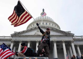 Me më shumë se 500 plumba i armatosur, arrestohet një person në Kapitol