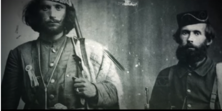 Beteja e panjohur e Çerçiz Topullit, Marin Mema zbardh të dhëna tjera interesante në “Gjurmë Shqiptare” (VIDEO)