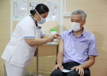 Vaksinohet kryeministri i Singaporit, bën thirrje qytetarëve që ti përgjigjen nismës