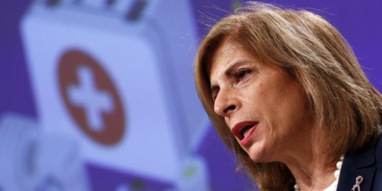 Komisionerja e BE-së i drejtohet themeluesve të Biontech: Ju dhamë 100 milionë euro, ngërçi është tek prodhimi i pakët i vaksinave