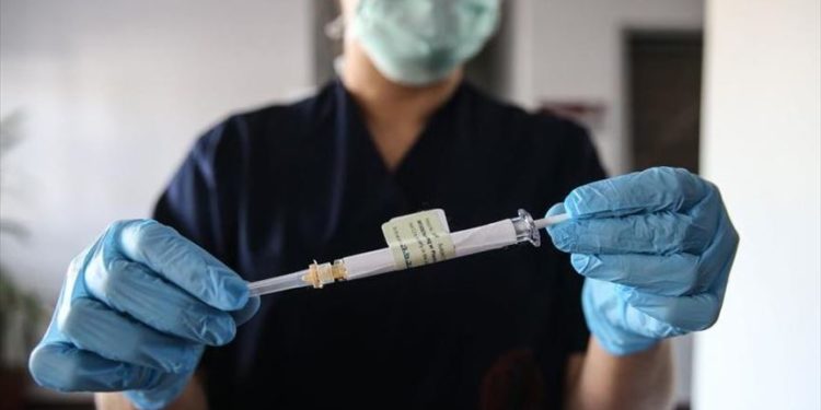 Falas dhe pa detyrim, ja kush do të vaksinohet fillimisht në Shqipëri në fund të janarit