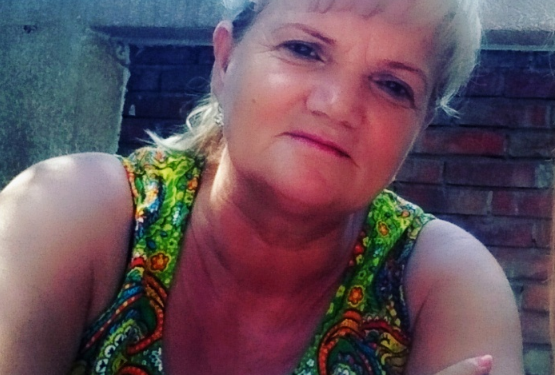 Unë jam Tirja, kam dy fjalë për vete e për ty nga shtylla e turpit!