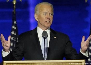 Biden shfuqizon menjëherë disa nga politikat e Trump