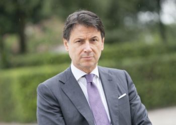 Jep dorëheqjen Guseppe Conte, mediat italiane: Largimi i tij hap një fazë të ndërlikuar politike
