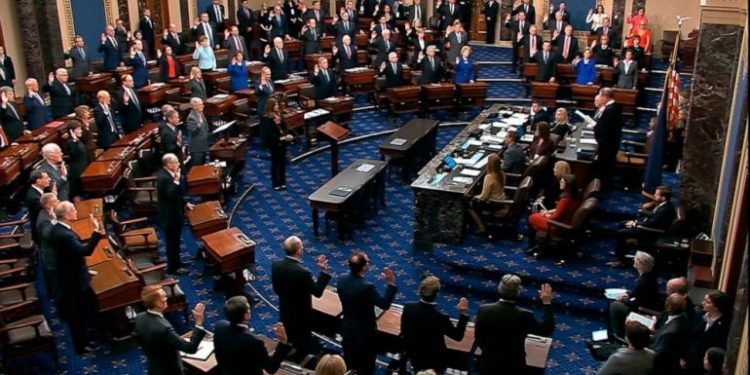 Për herë të parë në 4 vite, republikanët rrëzojnë në Senat veton e Trump për projektligjin mbi shpenzimet e mbrojtjes