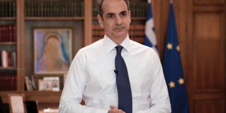 Mitsotakis kërkon prej BE-së çertifikatën standarte që të vaksinuarit kundër COVID-19 të lëvizin lirshëm