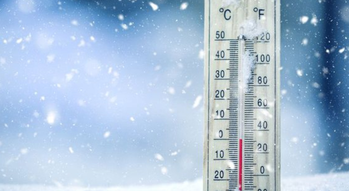 Po vjen acari në Shqipëri, temperatura -16 gradë celcius. Ja cilat do të jenë ditët më të ftohta të dimrit