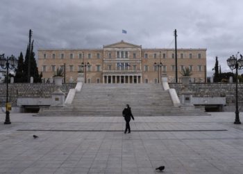 Pritet të merret vendimi, Greqia sërish në karantinë