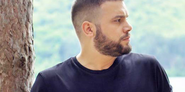 Ditë zie për Flori Mumajesin, humb njeriun më të dashur të familjes