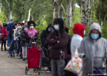 Analiza në DW/ Corona si test stresi për demokracinë