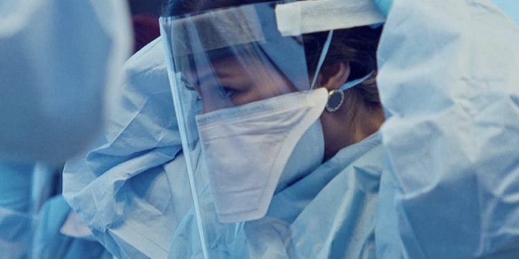 Histori e veçantë/Infermierja e Covid fiton një udhëtim 7-ditor të pazakontë