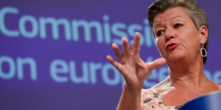 Komisionerja e Brendshme e BE-së vjen sot në Gjirokastër, konferencë me Çuçin në Kakavijë