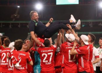 Hansi Flick, një trofe çdo 11 ndeshje me Bayernin