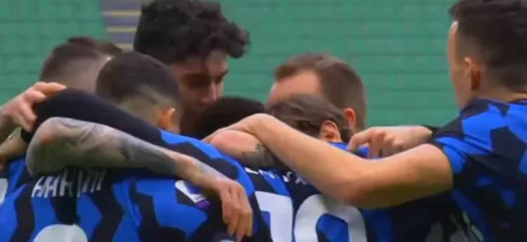 (Golat) Derbi i Milanos ngjyroset zikaltër, Interi shpartallon Milanin dhe nis shkëputjen