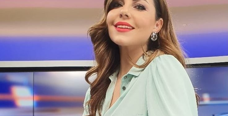 Moderatorja e njohur rezulton pozitive me Covid