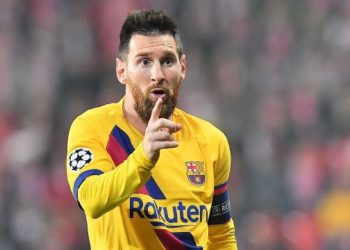 Publikimi i kontratës, Messi hedh në gjyq 5 drejtuesit e Barçës