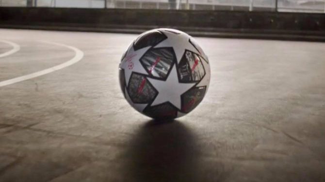 Zbulohet topi që do të përdoret në ndeshjet eliminuese në Champions League