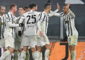 Juvja mposht Romën dhe i afrohet kreut