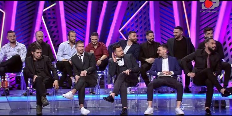 Puthje me Anën dhe me Sarën, Atdheu tregon se cila i pëlqeu më shumë