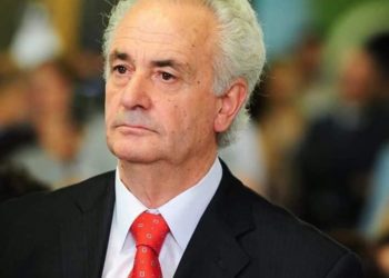 Gjirokastra humb një personalitet, ndërron jetë Sokrat Papadhopulli. Mesazhe ngushëllimi në rrjetet sociale