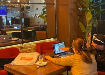 Mirela Kumbaro e Alket Islami kapen ‘mat’… për Gjirokastrën (FOTO)