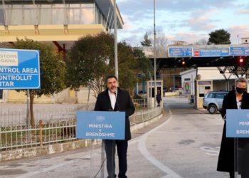 Çuçi në Kakavijë me Komisioneren e BE: Shqipëria ka bërë arritje në fushën e sigurisë, Policia dhe FRONTEX po luftojnë krimin ndërkufitar (VIDEO)