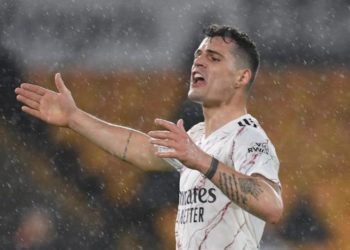 Reagon Xhaka pas humbjes së Arsenalit