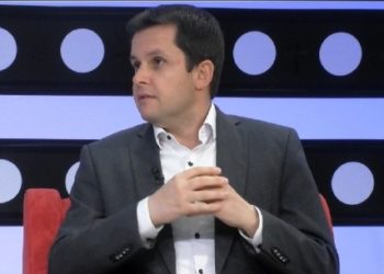 Mjeku Alimehmeti: Kush e ka kaluar COVID në 6 muajt e fundit s’do vaksinohet! Ai që del pozitiv pas dozës së parë s’bën të dytën