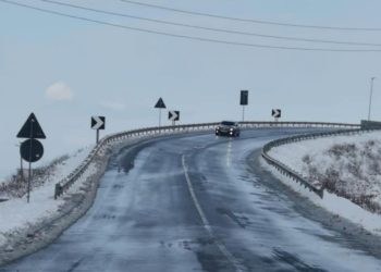 ‘Ngrin’ Shqipëria, ja rrugët ku duhet të kaloni me zinxhirë