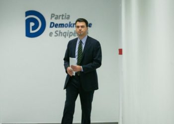 Zbardhen porositë e Bashës me drejtuesit e qarqeve: Fitorja në dorën tonë