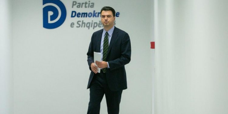 Zbardhen porositë e Bashës me drejtuesit e qarqeve: Fitorja në dorën tonë