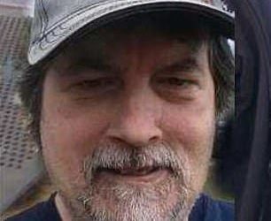 E rëndë/ Babai vret dy vajzat teksa fliste në telefon me bashkëshorten