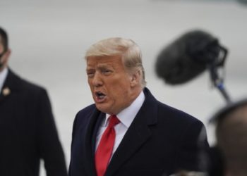 “Më përdhunoi në një dyqan”, shkrimtarja kërkon që Trump të dëshmojë në gjyq