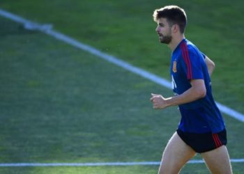 Pique rikthehet në stërvitje – lexo