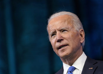 Biden korrigjon politikën e migrimit