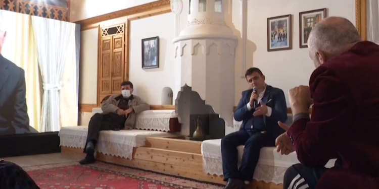 Rama i befasuar me rikonstruksionin e teatrit të Gjirokastrës: Më në fund ai frigorifer do të kthehet në një sallë komode me të gjitha kushtet (VIDEO)