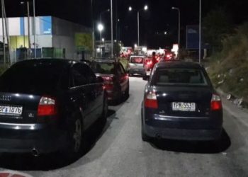 Mbyllet Kakavija/ Dogana shqiptare: Shmangni lëvizjen drejt Greqisë