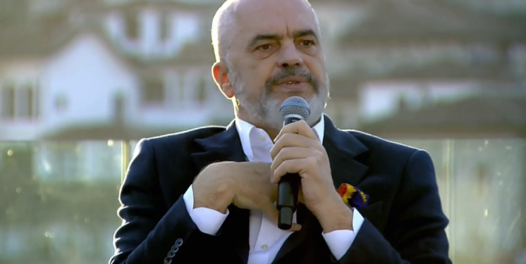 Rama kur e pyesin në FB për pasurinë: O të marrsha të keqen! Pasuria ime verifikohet qindarkë për qindarkë