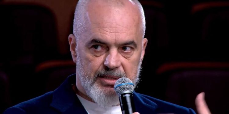 Rama: Unë thashë do vaksinojmë personalitetet mbi 80 vjeç, jo të marrim Bujar Nishanin ta vaksinojmë