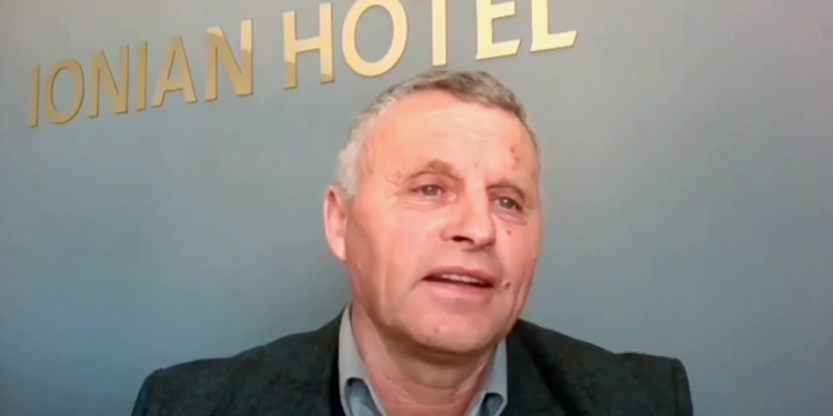 Demokrati në Sarandë flet me Ramën: Shokëve të mi te PD-ja iu bëj thirrje të votojnë PS-në, se është më punëtore