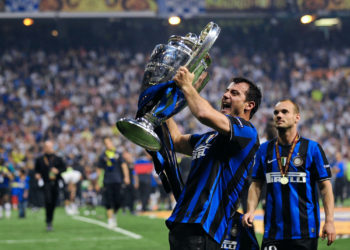 “Inter, do të bëj një nder përpara derbit!” Heroi i Tripletës sfidon Milanin