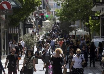 Përkeqësimi i situatës nga Covid, Greqia mbyllet në fundjavë