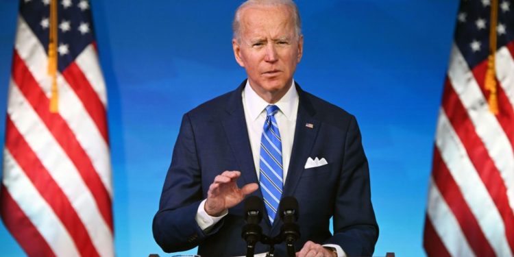 Vaksinimi në SHBA, Biden: Kemi porositur 200 milion doza nga Moderna dhe Pfizer