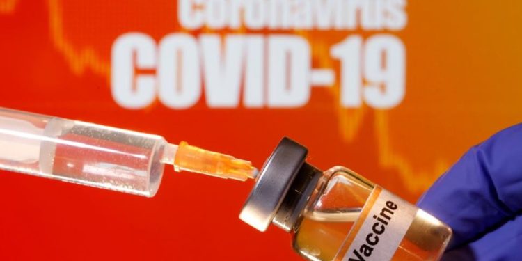 Meksika fillon vaksinimin e të moshuarve kundër COVID-19