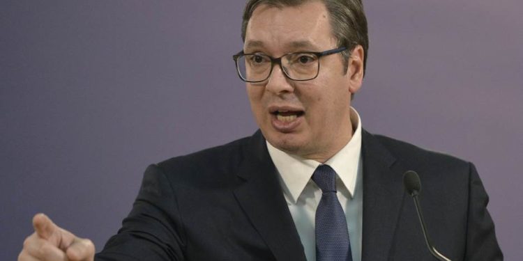 Vuçiç për dialogun me Kosovën: Serbia në situatë pothuajse të pashpresë