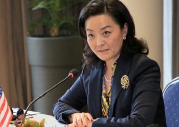 Ambasadorja e SHBA-së, Yuri Kim rezulton pozitive me Covid